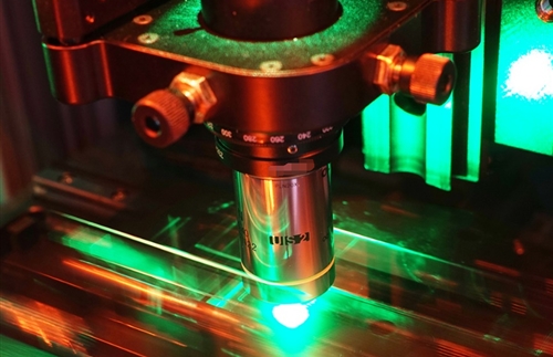 Polarization electro-optic control is realized by femtosecond laser writing and liquid crystal modulation